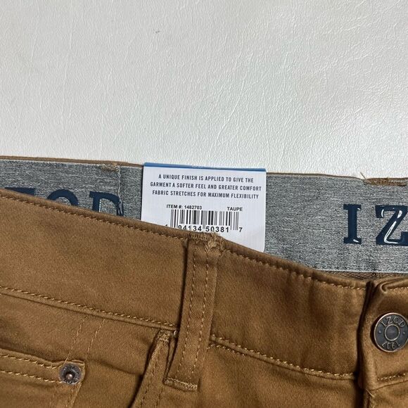 Izod | NWT Colored Comfort Stretch Jeans with Ultra-Flex Waistband Bootcut Jeans - Picture 3 of 6